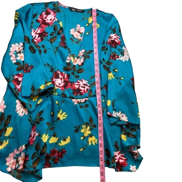 Zara Blouse Teal Floral V-neck with Peplum Sz Medium - Picture 10 of 11